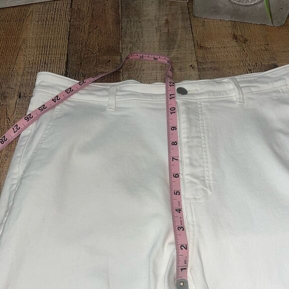 Everlane - The Straight Leg Crop - Picture 12 of 14